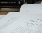 Jak sprawdzić wyrok sądu? Online i tradycyjnie kompletny poradnik