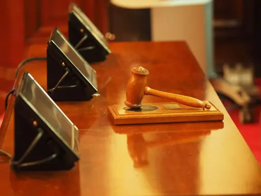 Rozwód z adwokatem: Całkowity koszt i jak zaplanować budżet?